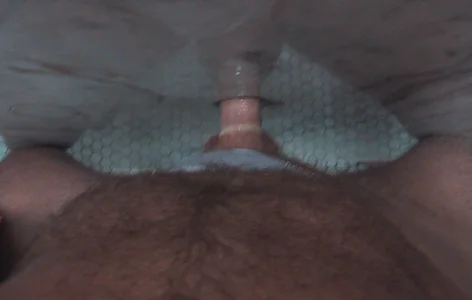 rocky8844のGloryhole Pics の 3枚の写真