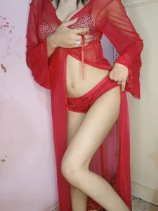 LoLo-dalwa توتي รูป 