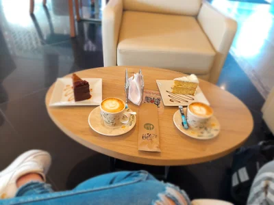 Ivanna_Diamon A nice day in a cafe☕❤️(●'◡'●) зображення 2