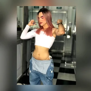 melissa_hot22 Public Pic 2