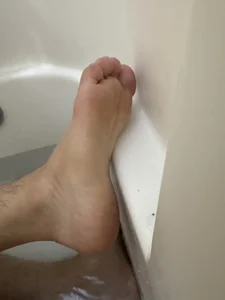 LatinFurBall Feet Pic 3