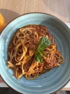 Rebeca_jones Who does not like food? Pic 2