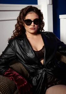 DesireMilf Desire Pic 2