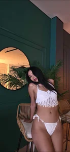 Miss_Charlottet What do you think of this outfit? Pic 4