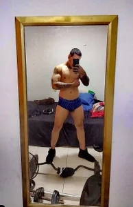 BadLiam_ After training Foto