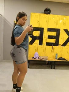 MeganRoouse4 Public Fotka 2