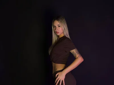 BettyRemz a cutie in brown зображення 5