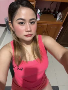 AngeliqueSimoson Public Pic 4