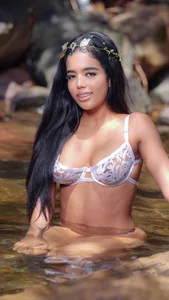 paulina_cano “Tides of light and earth”✨💦🍀🫶🏻 Pic 2