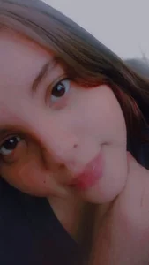 brunnette_hotのSweet vixen 💦 with sassy energy 😻🫧の枚の写真