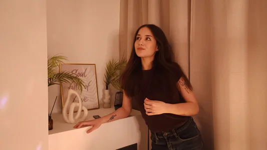 SkinnyEllie Public slika 4