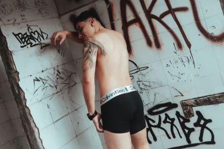 Michelletylor: Public ( 9 фото)