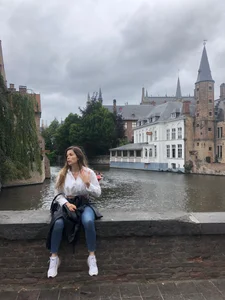 karina_warthon I loved Brussels 🤗 Pic 8