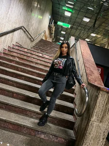 BrianaGolddenn New York Vibe Foto 5