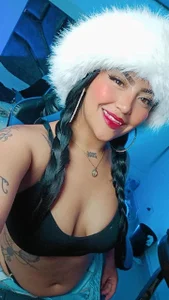 NIKOL_20X Public slika