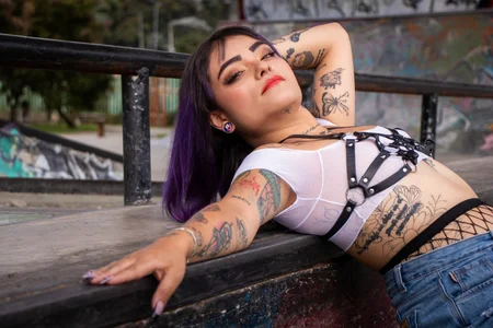 ChloeAllennn 🖤😈✌ Poză 4