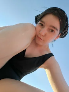 little_Teya swimsuit beauty Pic