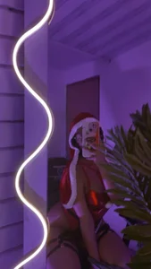 PEACHY_TAY 🎄💖 Foto 9