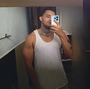 aronmiller404 Public  4. fénykép