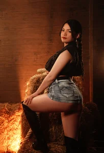 be my horse and let me ride you please 🥵🔥🐎🐴🔥🔥 de _sweet_abby_t Foto 3