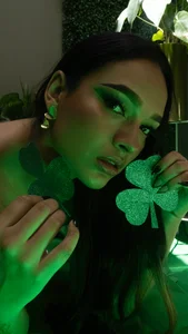 EMILYY_FOXY 🍀Your Lucky Charm! Pic 3