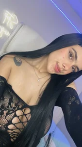 ChloeHarper_ Sexy black 😈🌹 Gambar 2