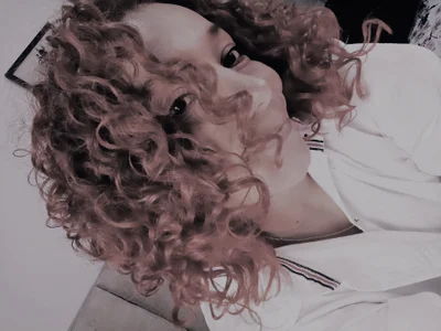 amber_demons2021 kullanıcısının you like my curls 😍😍? albümü -  9 fotoğraf