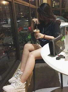 Emily-Nguyen I am bonnie be my friend and have fun with me Pic