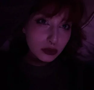 Hi))) de ElizaNik_  2 Imagens