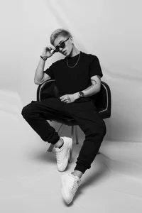 Thomass_clark Public 圖片 3