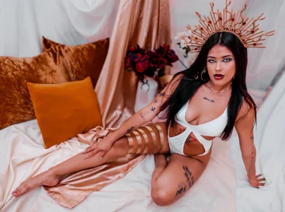 _molly_gomez_ Goddess 🐍 Kuva