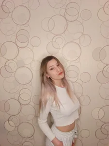 SerinaBinderup Public Pic 2