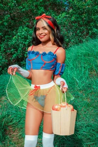 SunnyPage Snow White 🍎 Pic 6