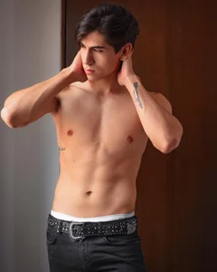 TravisThunder Public Foto 2