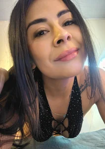 Aniajoness_のhi babyの枚の写真