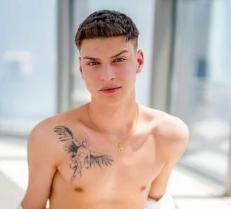 YoungD2003 Just me Poză