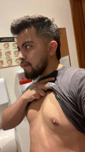 LuccaMallard Public Hình