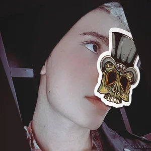 adrian_morelly me টি ছবি