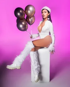 Celebration day 💜🩷 de dani_parker_ Foto