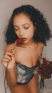 Awaken the withered flower de EmilyTreasurez  8 photos