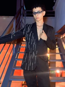 nico_vortex Public Foto 4