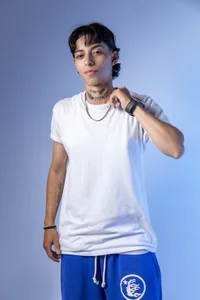 blue looks good on me 💙 de AmberAdams_  5 Imagens