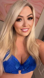 Public de Lola_Lovexxxx  photos