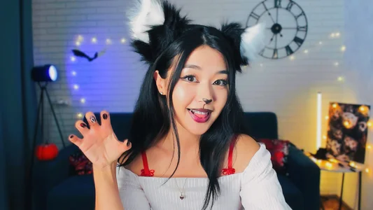 HannaRosie_ Halloween Pic 3