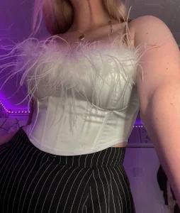 Madeline_boobs's photo