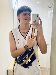 Themasterhades_777 I'm back in my living room, did you miss me? Immagine  6