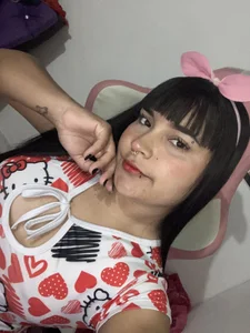 Little_kari Public Pic 6