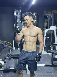 JoseRumbero26 Would you like a muscular boy in your house?  5. fénykép