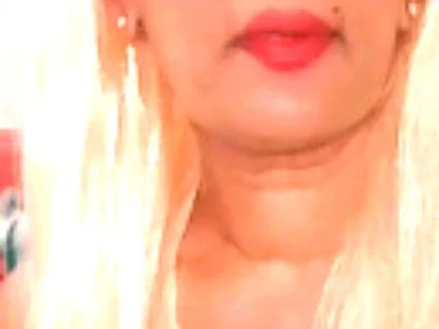 Indian_preetiXXX Kiss Pic 2
