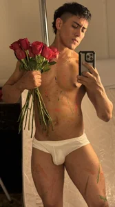 Tayler_Cross 🔥🔥 صورة واحدة|Tayler_Cross 🔥🔥 صورتان|Tayler_Cross 🔥🔥  2 صور|Tayler_Cross 🔥🔥  2 صورة